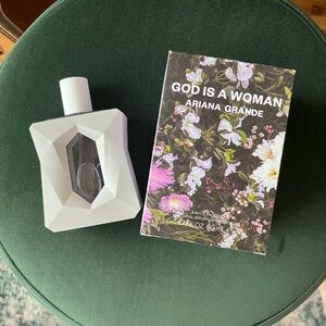 Ariana Grande God is a Woman perfume